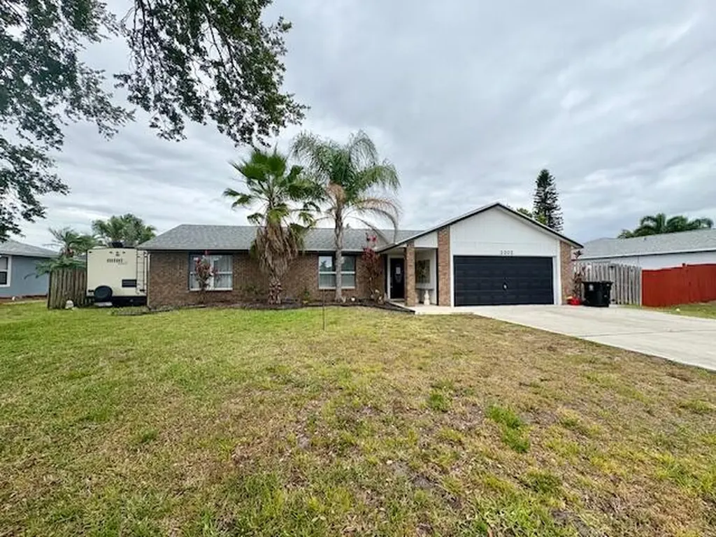 2302 SE Shipping Road Port St Lucie FL 34952