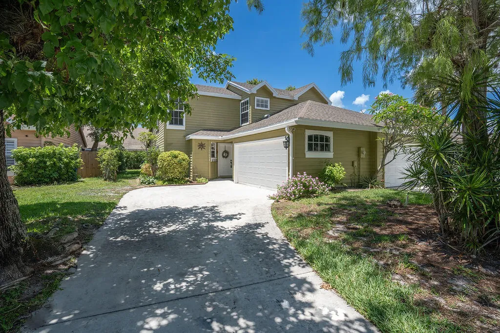 13103 Quiet Woods Road Wellington FL 33414