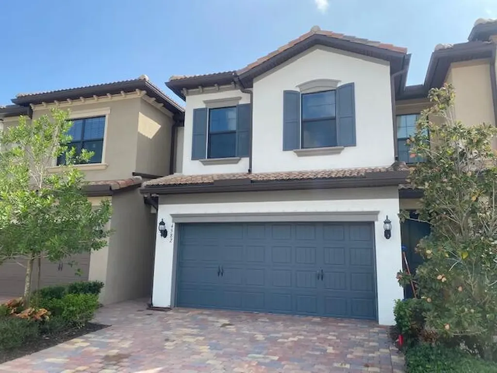 4582 San Fratello Circle Lake Worth FL 33467