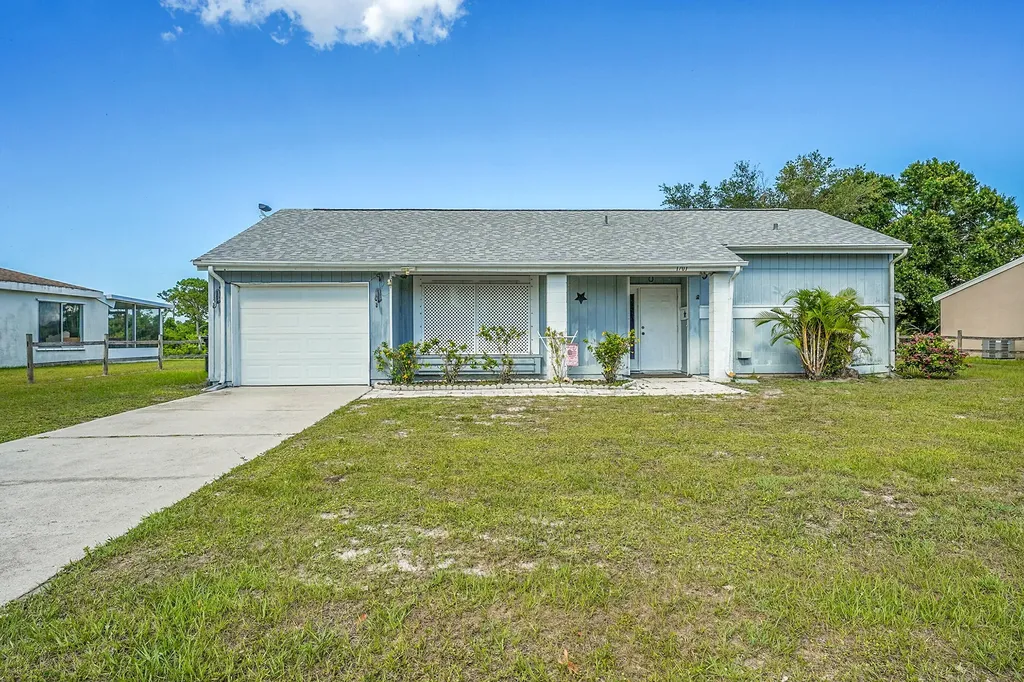1701 SE Burgundy Lane Port St Lucie FL 34952