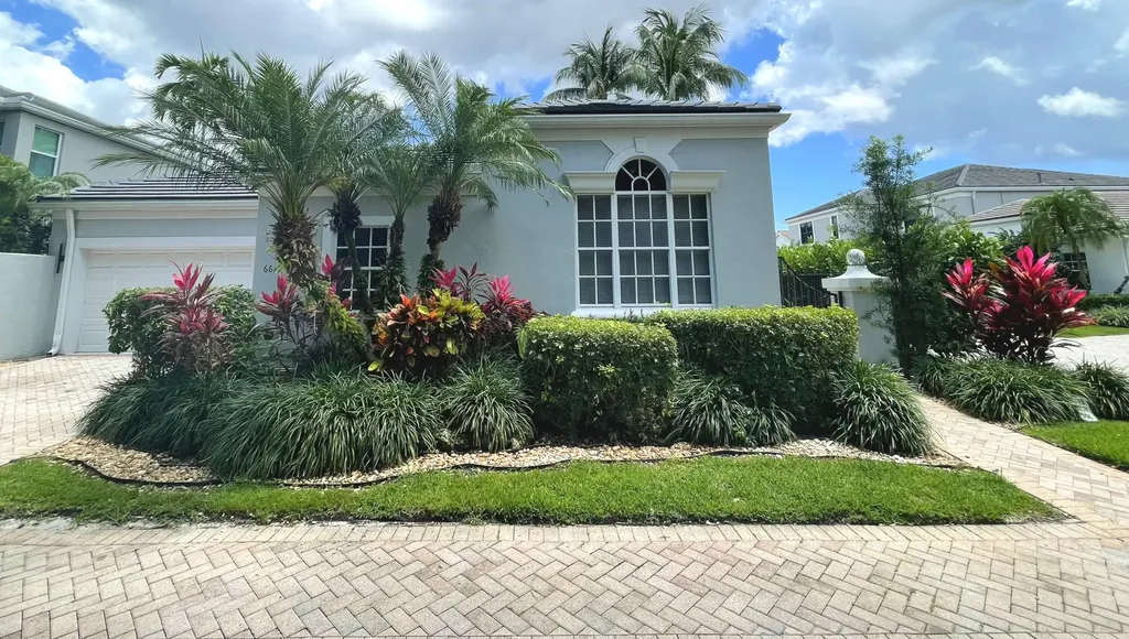 6616 NW 43rd Terrace Boca Raton FL 33496