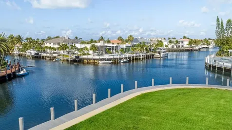 2511 NE 36th Street Lighthouse Point FL 33064