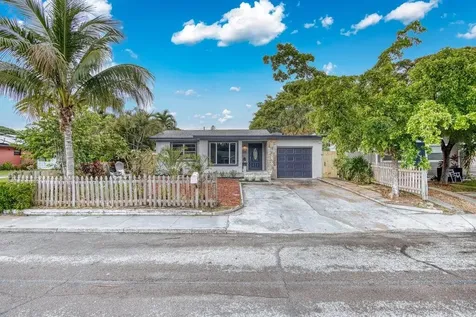 1021 S M Street Lake Worth Beach FL 33460