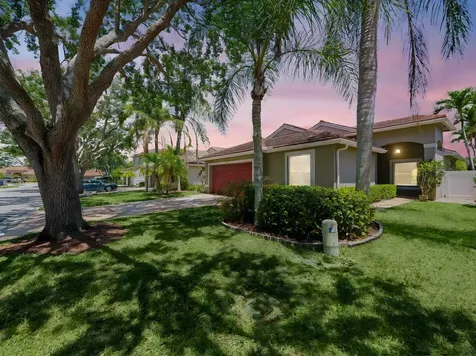 6287 Grand Cypress Circle Lake Worth FL 33463