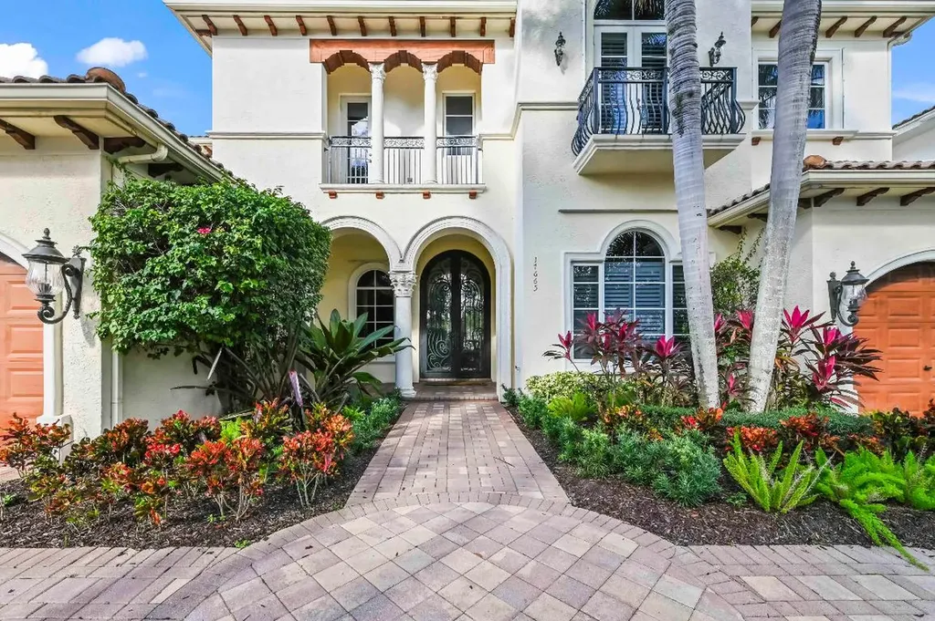 17665 Middlebrook Way Boca Raton FL 33496