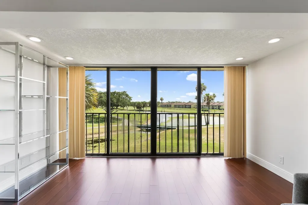 4489 Luxemburg Court Lake Worth FL 33467