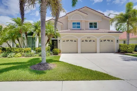 572 SW Romora Bay Port St Lucie FL 34986