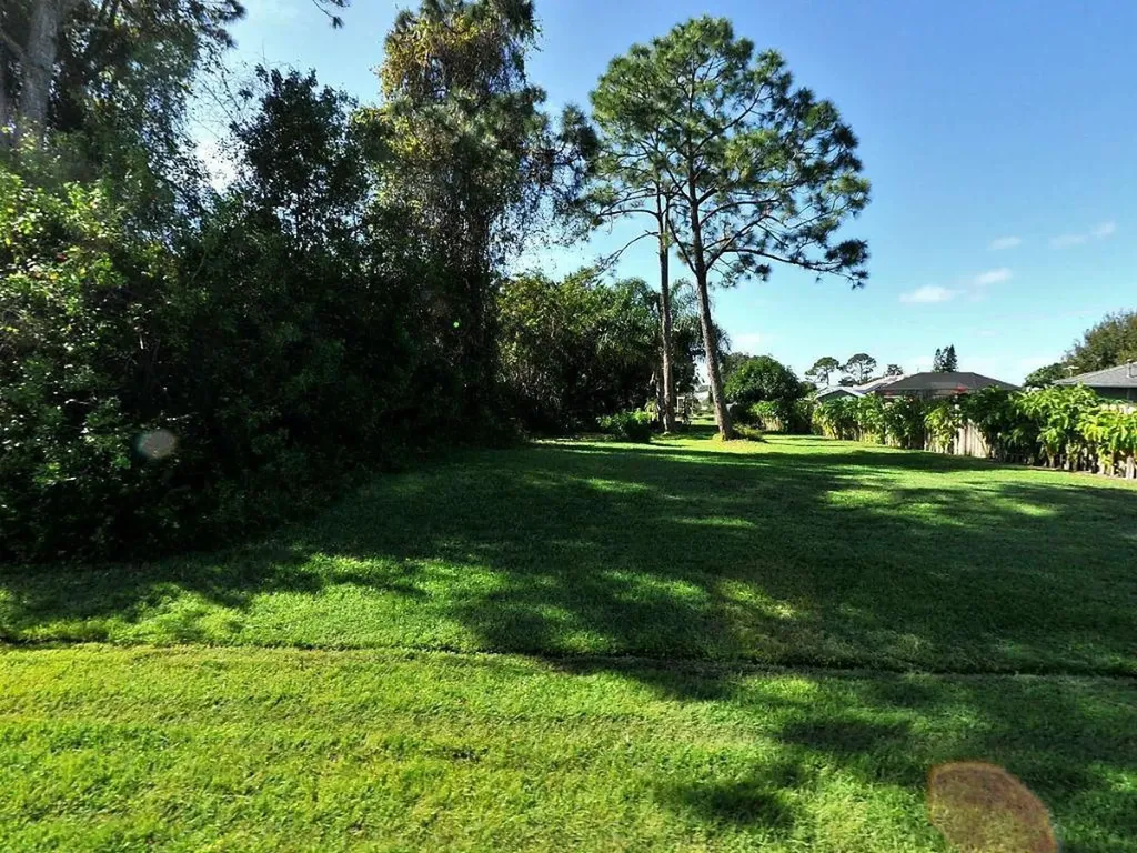 3082 SE Dalhart Road Port St Lucie FL 34952