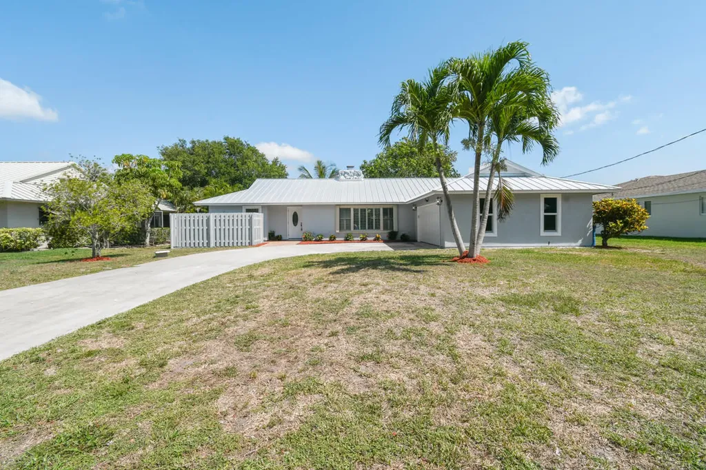 4873 SE Pilot Way Stuart FL 34997