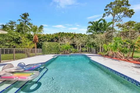 15385 Cedar Bluff Place Wellington FL 33414