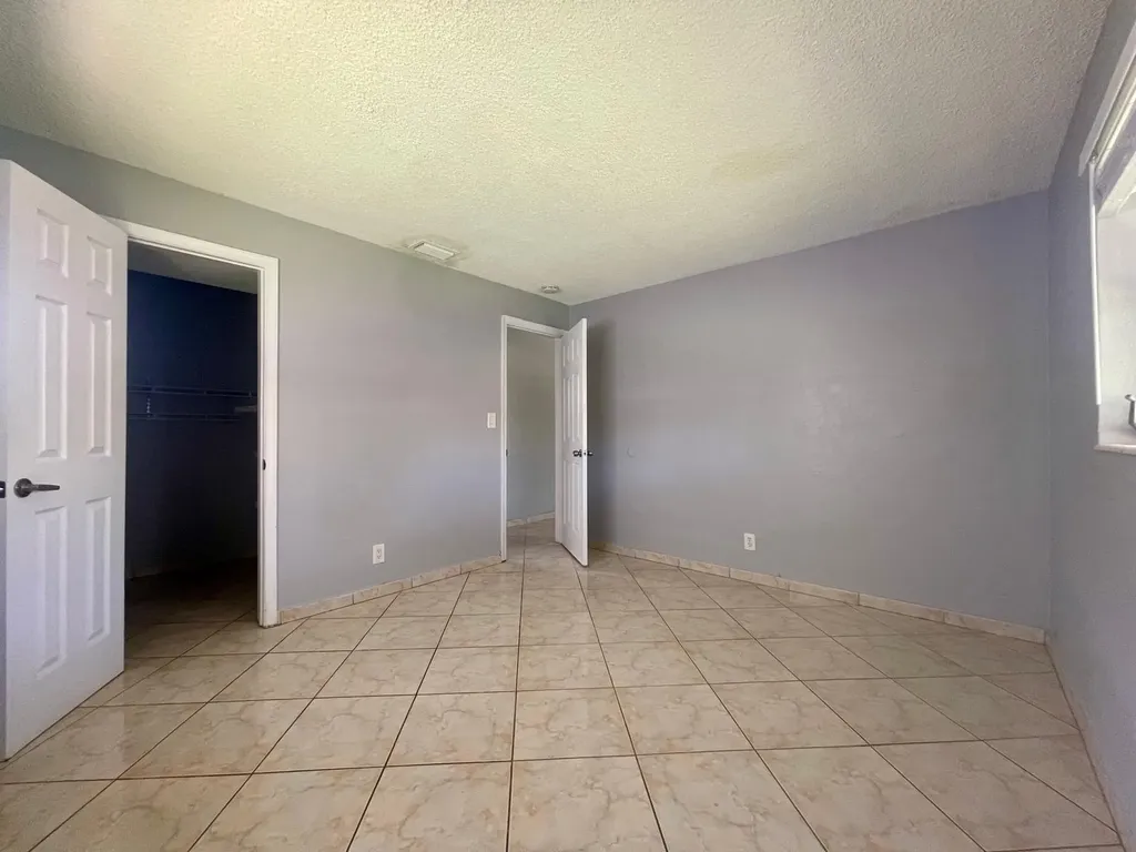 4491 NW 1st Terrace Deerfield Beach FL 33064