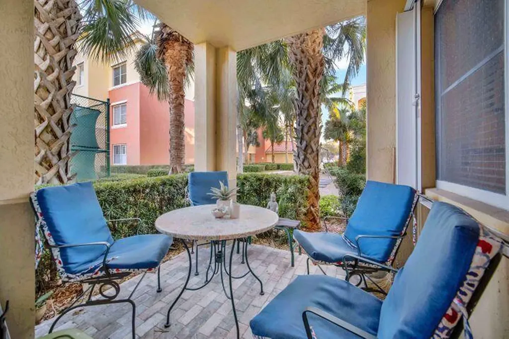 11024 Legacy 104 Drive Palm Beach Gardens FL 33410