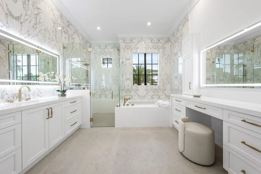 201 NE 4th Avenue Boca Raton FL 33432