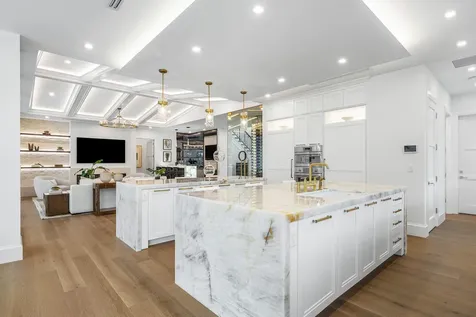 201 NE 4th Avenue Boca Raton FL 33432