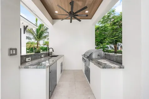 201 NE 4th Avenue Boca Raton FL 33432