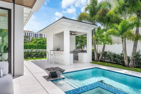 201 NE 4th Avenue Boca Raton FL 33432