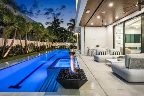 201 NE 4th Avenue Boca Raton FL 33432