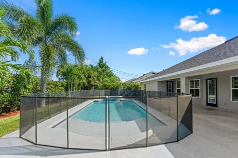 4672 SW Wade Drive Port St Lucie FL 34953