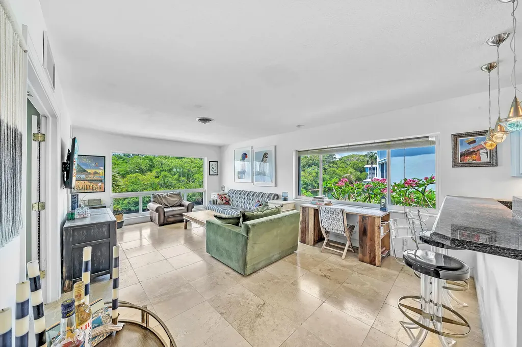 711 NE Harbour Terrace Boca Raton FL 33431