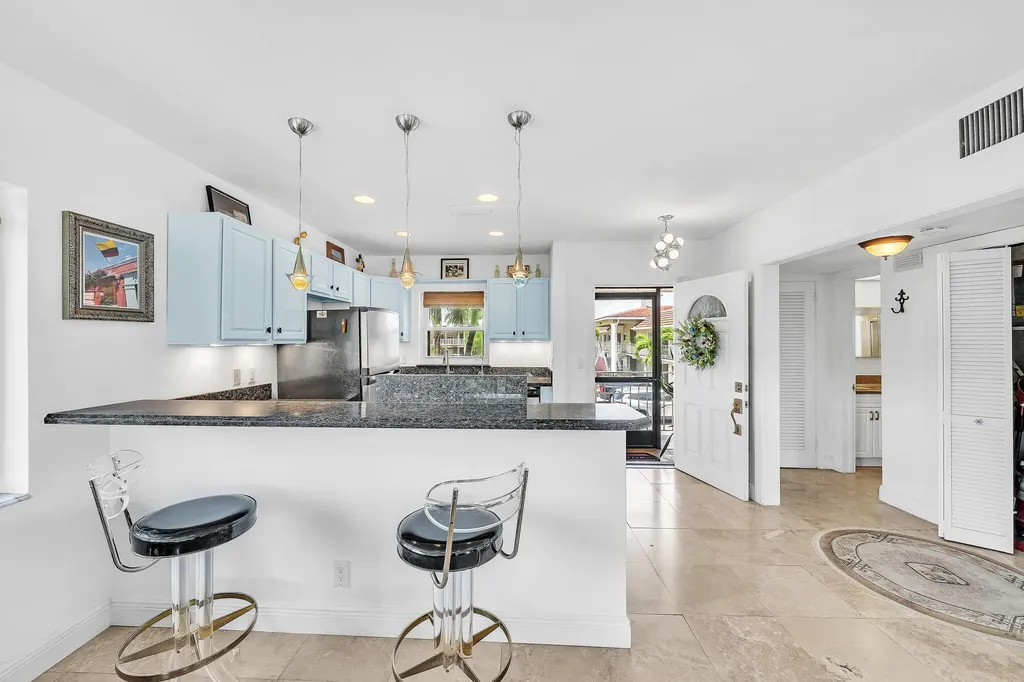 711 NE Harbour Terrace Boca Raton FL 33431