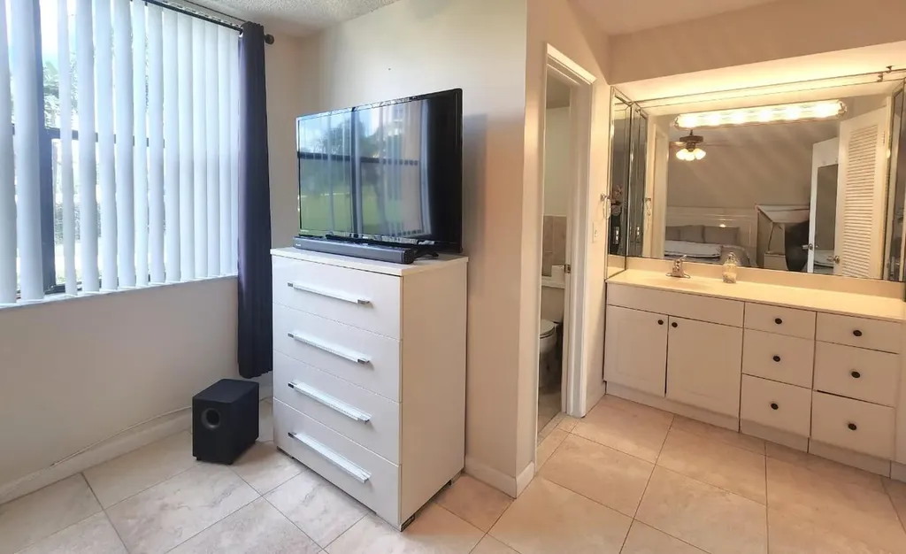 2255 Lindell Boulevard Delray Beach FL 33444