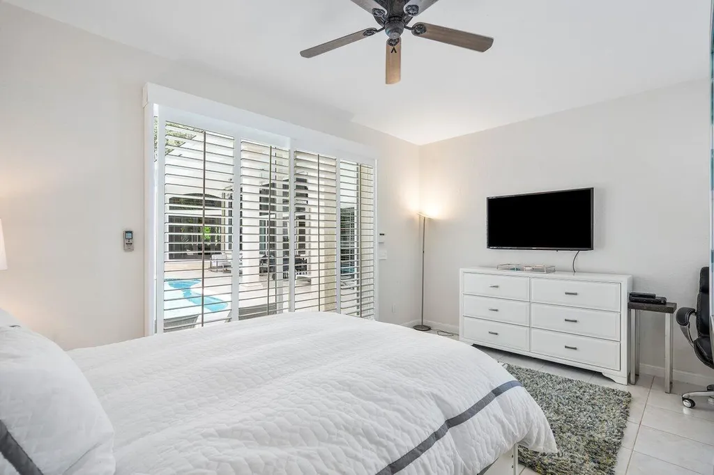 6379 Avalon Pointe Court Boca Raton FL 33496