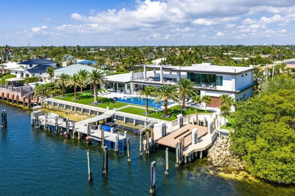 4460 NE 31st Avenue Lighthouse Point FL 33064