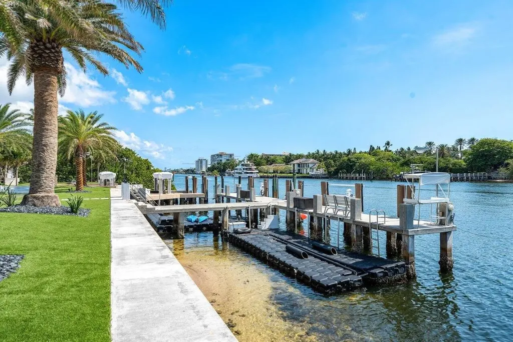 4460 NE 31st Avenue Lighthouse Point FL 33064