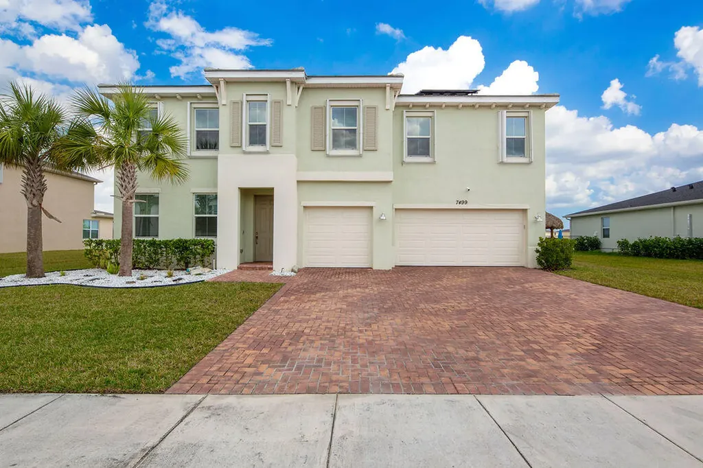 7499 NW Deysbrook Lane Port St Lucie FL 34987