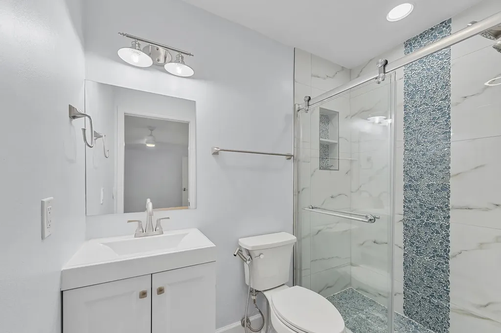 234 Capri E Delray Beach FL 33484