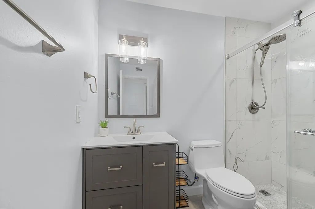 234 Capri E Delray Beach FL 33484