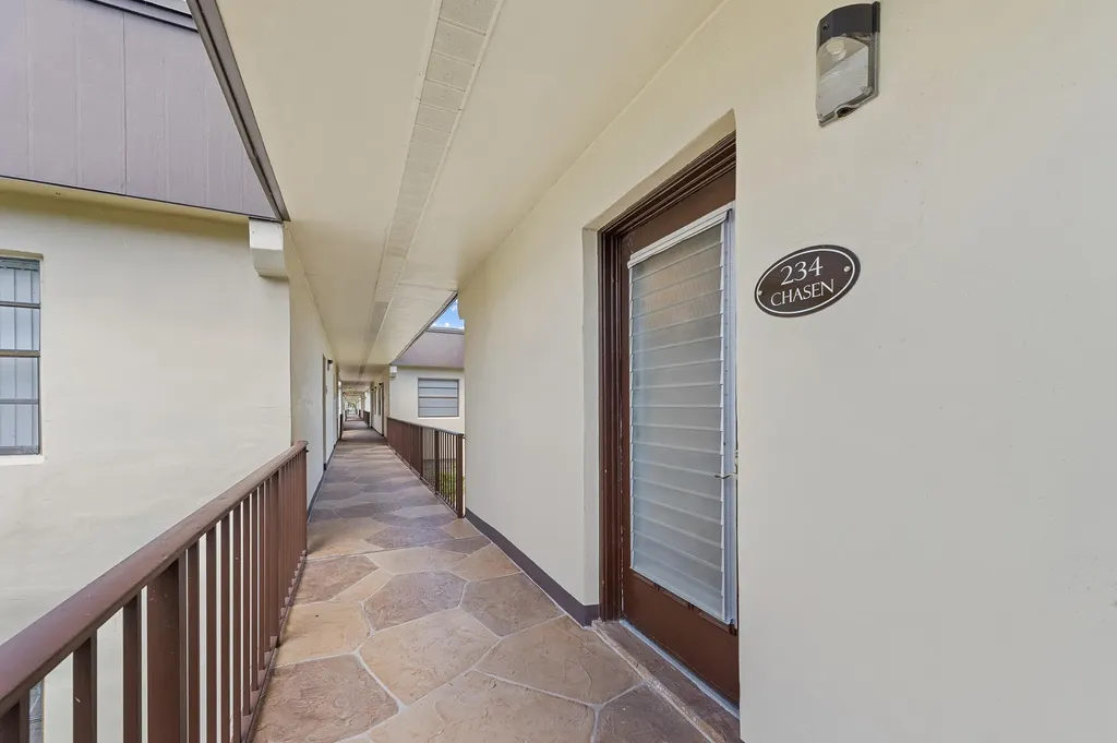 234 Capri E Delray Beach FL 33484