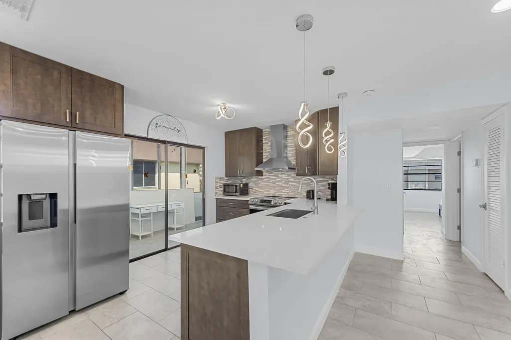 234 Capri E Delray Beach FL 33484