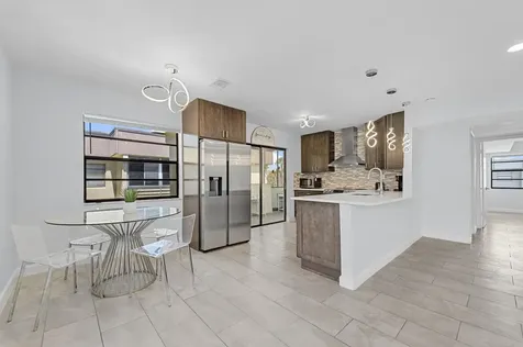 234 Capri E Delray Beach FL 33484