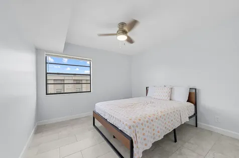 234 Capri E Delray Beach FL 33484