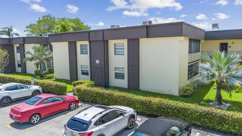 234 Capri E Delray Beach FL 33484