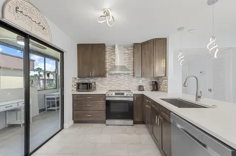 234 Capri E Delray Beach FL 33484
