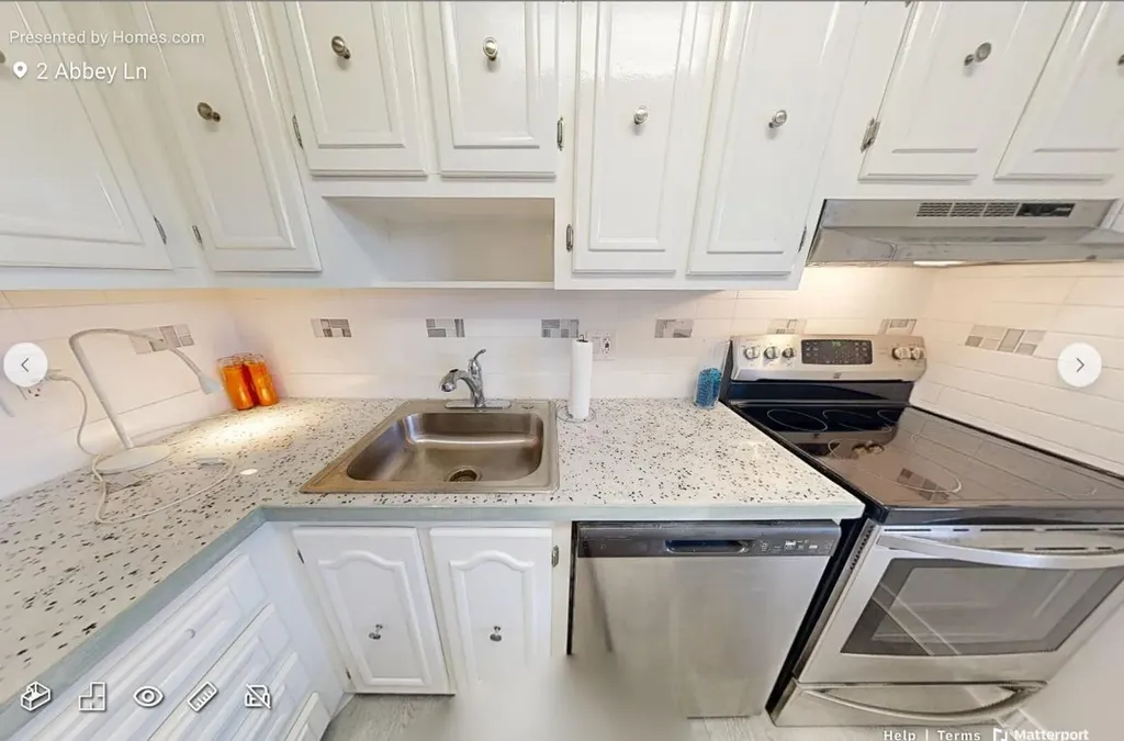 2 Abbey Lane Delray Beach FL 33446