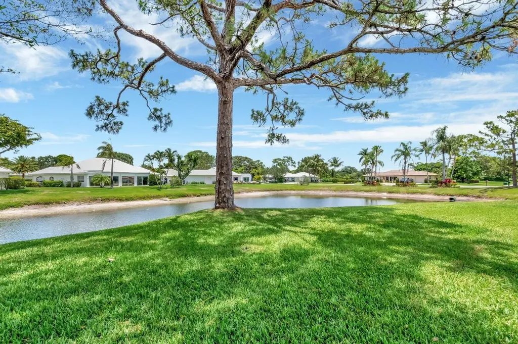 5 Slash Pine Drive Boynton Beach FL 33436