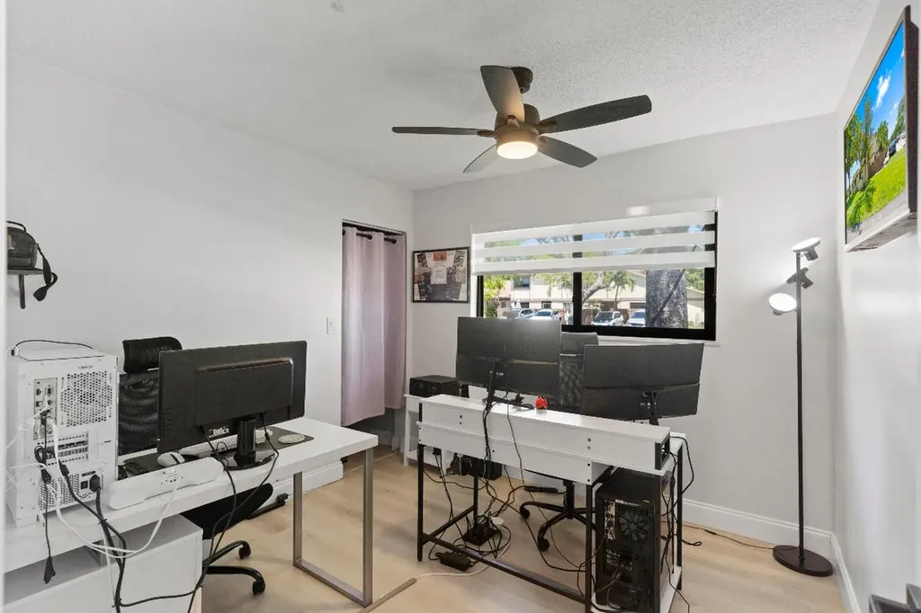 10650 NW 30th Place Sunrise FL 33322