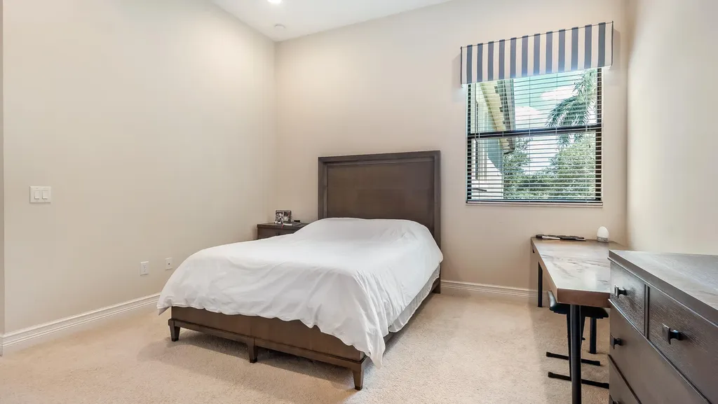 8520 Lewis River Road Delray Beach FL 33446