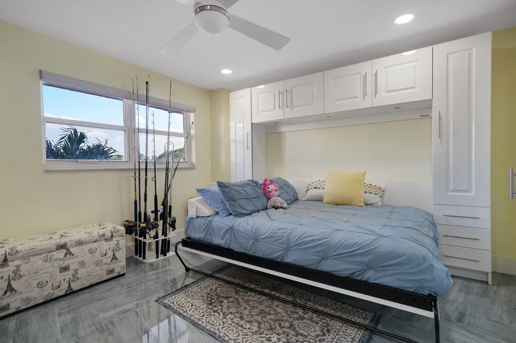 1537 E Hillsboro Boulevard Deerfield Beach FL 33441