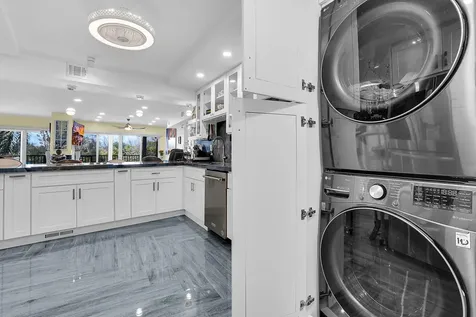 1537 E Hillsboro Boulevard Deerfield Beach FL 33441