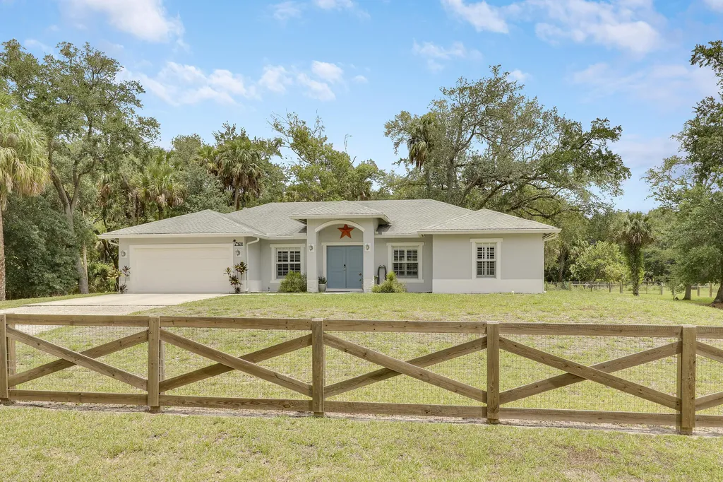 15741 97th Road N West Palm Beach FL 33412