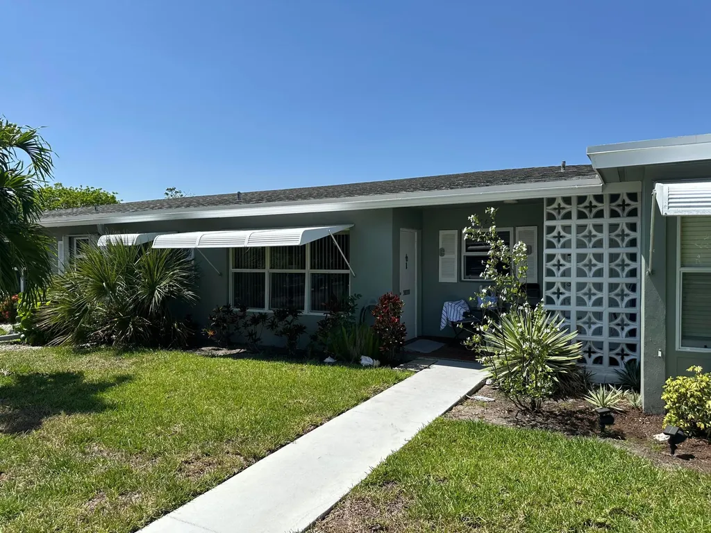 767 E High Point Drive E Delray Beach FL 33445