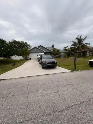 592 NW Turton Terrace Port St Lucie FL 34983