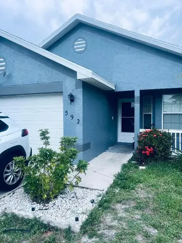 592 NW Turton Terrace Port St Lucie FL 34983