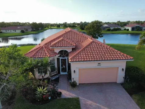11621 SW Mountain Ash Circle Port St Lucie FL 34987