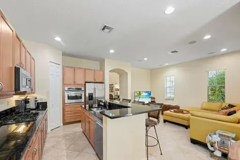 1043 Vintner Boulevard Palm Beach Gardens FL 33410