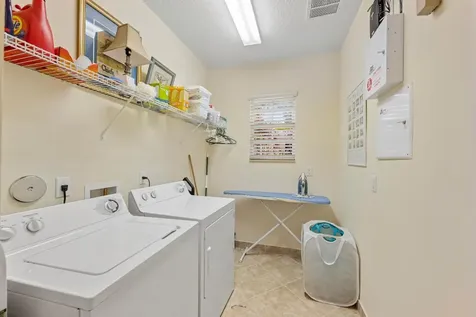 1043 Vintner Boulevard Palm Beach Gardens FL 33410